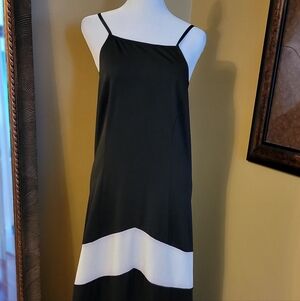 Chic Black and White Maxi Dress